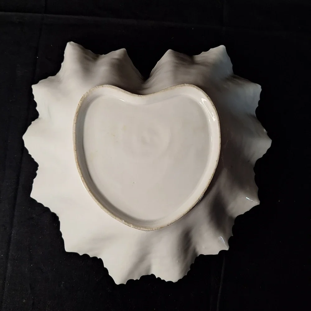 N/A antique porcelain